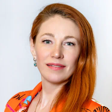 Елена Беленинова